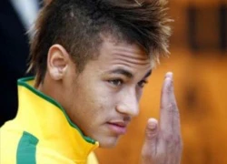 Neymar không lo phải &quot;gọt đầu&quot;