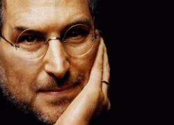 Steve Jobs từng muốn loại bỏ các nhà mạng đối tác