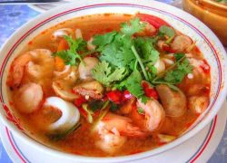 Tom Yam món cay của người Thái