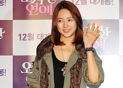 Yoon Eun Hye bị báo chí Hàn soi "quá trớn" trang phục