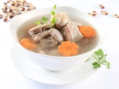 [Chế biến]-Canh sườn non đậu ngự