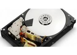 Hitachi sản xuất được ổ cứng 4TB đầu tiên trên thế giới