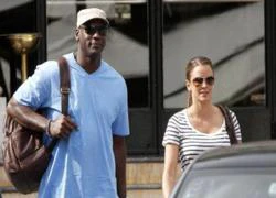 Huyền thoại Michael Jordan sắp cưới vợ lần hai