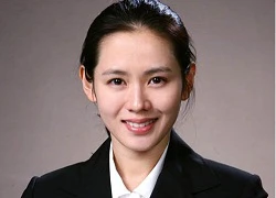 Lộ ảnh chứng minh thư đẹp như họa báo của Son Ye Jin