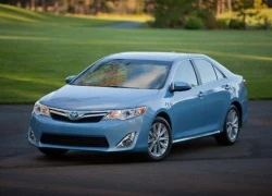 Prius và Camry - chìa khóa phục hưng của Toyota