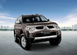 Sẽ có xe Pajero Sport bản máy xăng tại Việt Nam