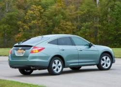 Thêm bản động cơ 4 xy-lanh cho xe Honda Crosstour