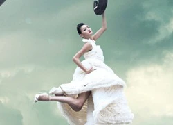 Thí sinh Next Top Model lơ lửng trên không trung