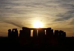 Tiết lộ "động trời" về đài thiên văn Stonehenge