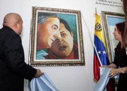 Tổng thống Venezuela Hugo Chavez trổ tài họa sĩ!