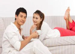 Chị em khéo léo hẹn hò ngày Xuân