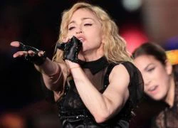 Madonna bật khóc vì kiệt sức với sân khấu trở lại