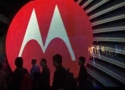 Motorola đau đầu vì doanh số thấp