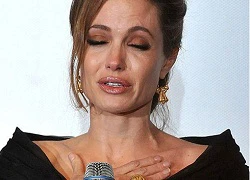 Angelina Jolie bị dọa giết