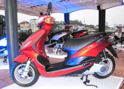 Cận cảnh xe tay ga Piaggio Fly 2012