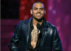 Chris Brown bị tố ăn cắp iPhone