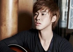 Đến lượt Yunho (DBSK) bị nghi quát vào mặt fan?