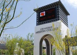 Hội thảo trường Cao đẳng Cộng đồng Los Angles Mission