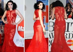 Jessie J gây họa với style thấu bất tận