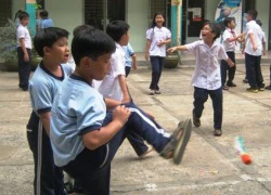 Khi HS tiểu học bị &#8220;hành xác&#8221; giảm béo