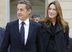 Người Pháp tức giận việc dựng tượng Carla Bruni Sarkozy