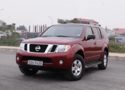 Nissan Pathfinder 4.0L: Quyết chiến với Toyota 4Runner!