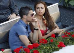 Valentine: Cristiano Ronaldo cầu hôn Irina Shayk bằng nhẫn kim cương?