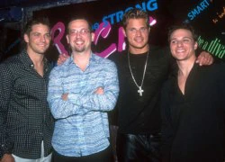 98 Degrees tái hợp sau 10 năm tan rã