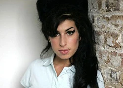 Amy Winehouse để lại gần 5 triệu USD cho bố mẹ