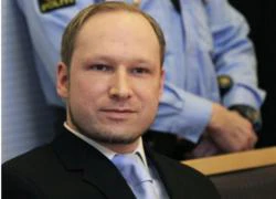 Anders Behring Breivik chính thức bị buộc tội khủng bố