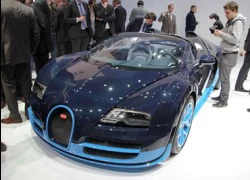 Ảnh 'sống' đầu tiên của Bugatti Veyron Grand Sport Vitesse