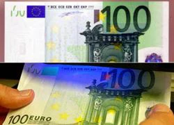 Bắt kẻ bị truy nã đặc biệt, thu giữ 100 triệu Euro giả