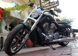 Cận cảnh Harley-Davidson V-rod 2012 tại Việt Nam