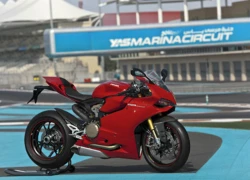 Ducati 1199 Panigale Superbike 'lột áo' khoe cơ bắp