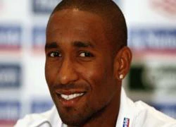 Jermain Defoe lại "sát gái"