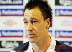 John Terry thua kiện