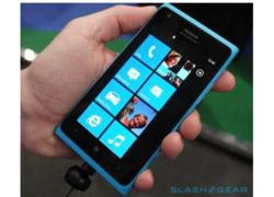 Lumia 900 trì hoãn ngày phát hành đến 22/4