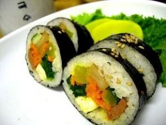 Màu sắc trong món kimbap