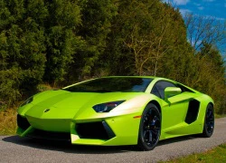 Ngắm Lamborghini Aventador màu xanh cốm đầu tiên trên thế giới