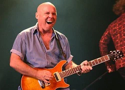 Nghệ sĩ guitar Ronnie Montrose qua đời