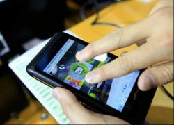 Smartphone chạy Windows 7 trình làng