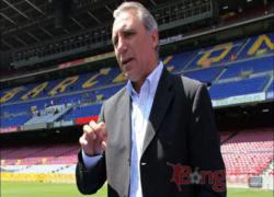 Stoichkov lại gây sự với trọng tài