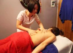 Trải lòng của những cô gái hành nghề massage