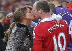 Wayne Rooney tặng quà dễ thương nịnh vợ