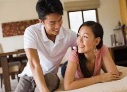 9 điều bạn có thể thoải mái làm trước mặt chàng