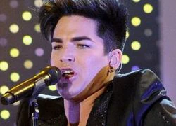 Adam Lambert biểu diễn ca khúc "đinh" của album mới