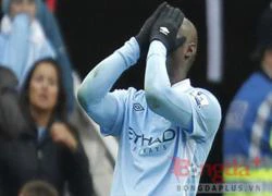 Balotelli sa sút vì "bẫy sex" của CĐV M.U!?