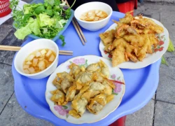 Bánh tôm trong lòng phố cổ