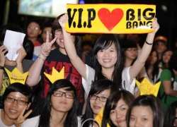 Bật khóc vì 'đón hụt' Big Bang