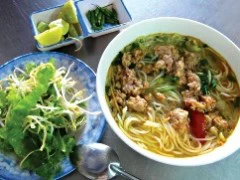 Bún riêu cua vị sông Kôn